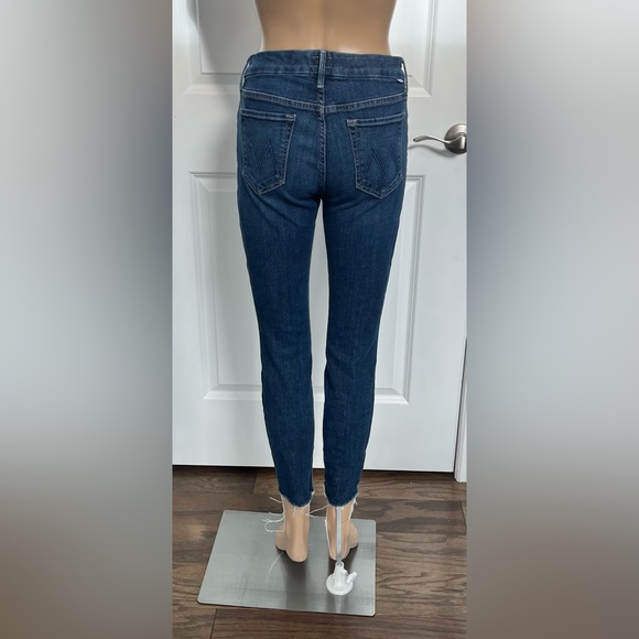 Mother Looker Ankle Fray - Picture 2 of 13